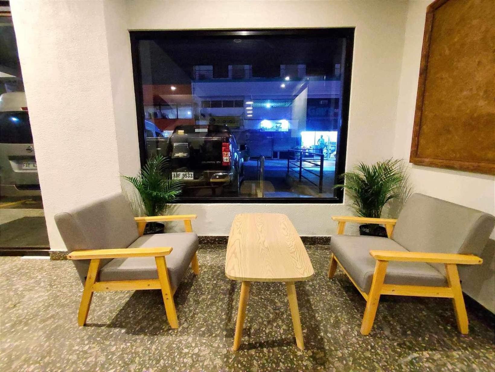 Rudolfo Suites Roxas City Exterior photo